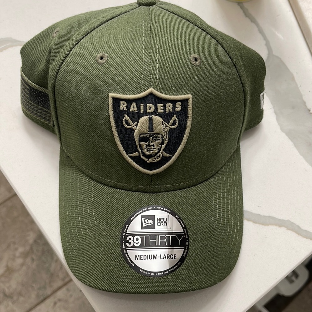 New salute to service hat cheap!